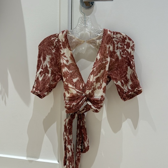 Ba&sh top and skirt set size. Top size 0 and skirt size xs - Picture 3 of 6